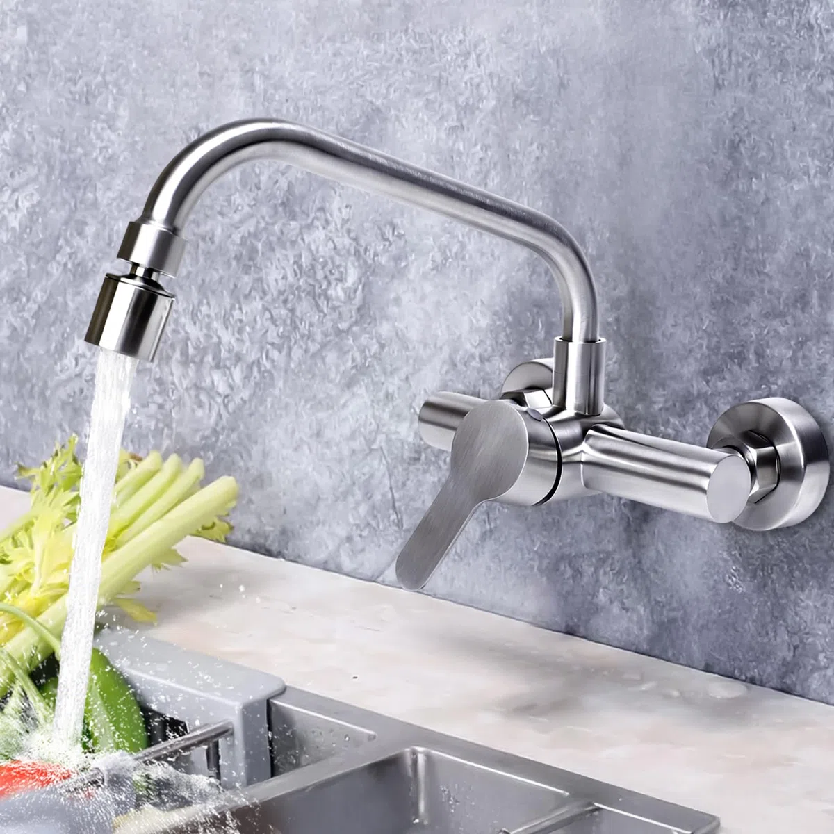 Rubinetto per Cucina a Muro 360 °Girevole Rubinetto Cucina in Acciaio Inox Miscelatore Muro Acqua Fredda e Calda L'uscita dell'acqua Può Ruotare per Cucina, Bagno, Giardino (Argento)