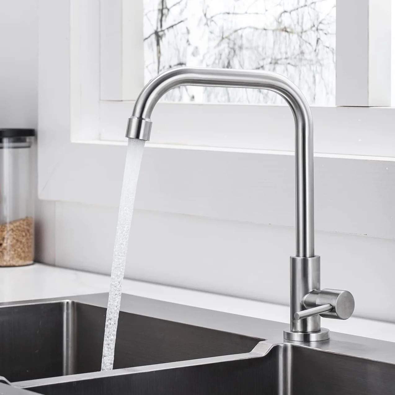 ONECE Rubinetto Cucina Solo Acqua Fredda, Rubinetti Monocomando Lavello Girevole a 360°, Aeratore Rimovibile, Acciaio Inox 304 Spazzolato