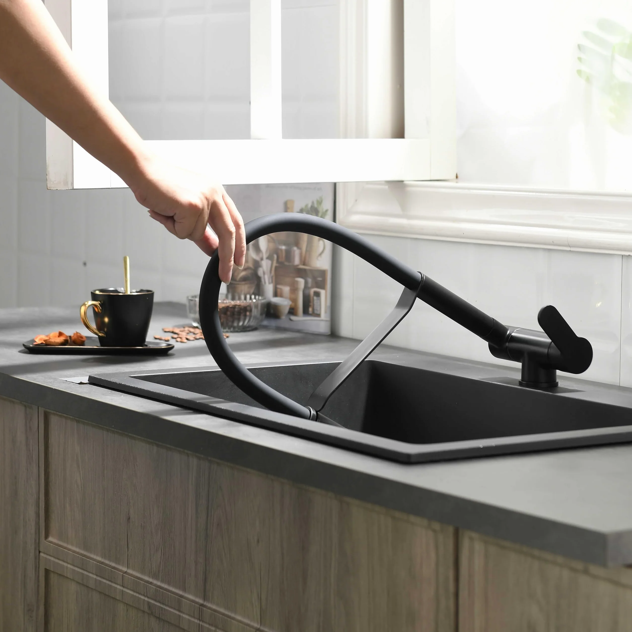 Rubinetto Cucina Pieghevole, Miscelatore Cucina Abbattibile 180°, Rubinetto Lavello Con Uscita Dell'acqua A Doppia Modalità in Rame Senza Piombo (nero)